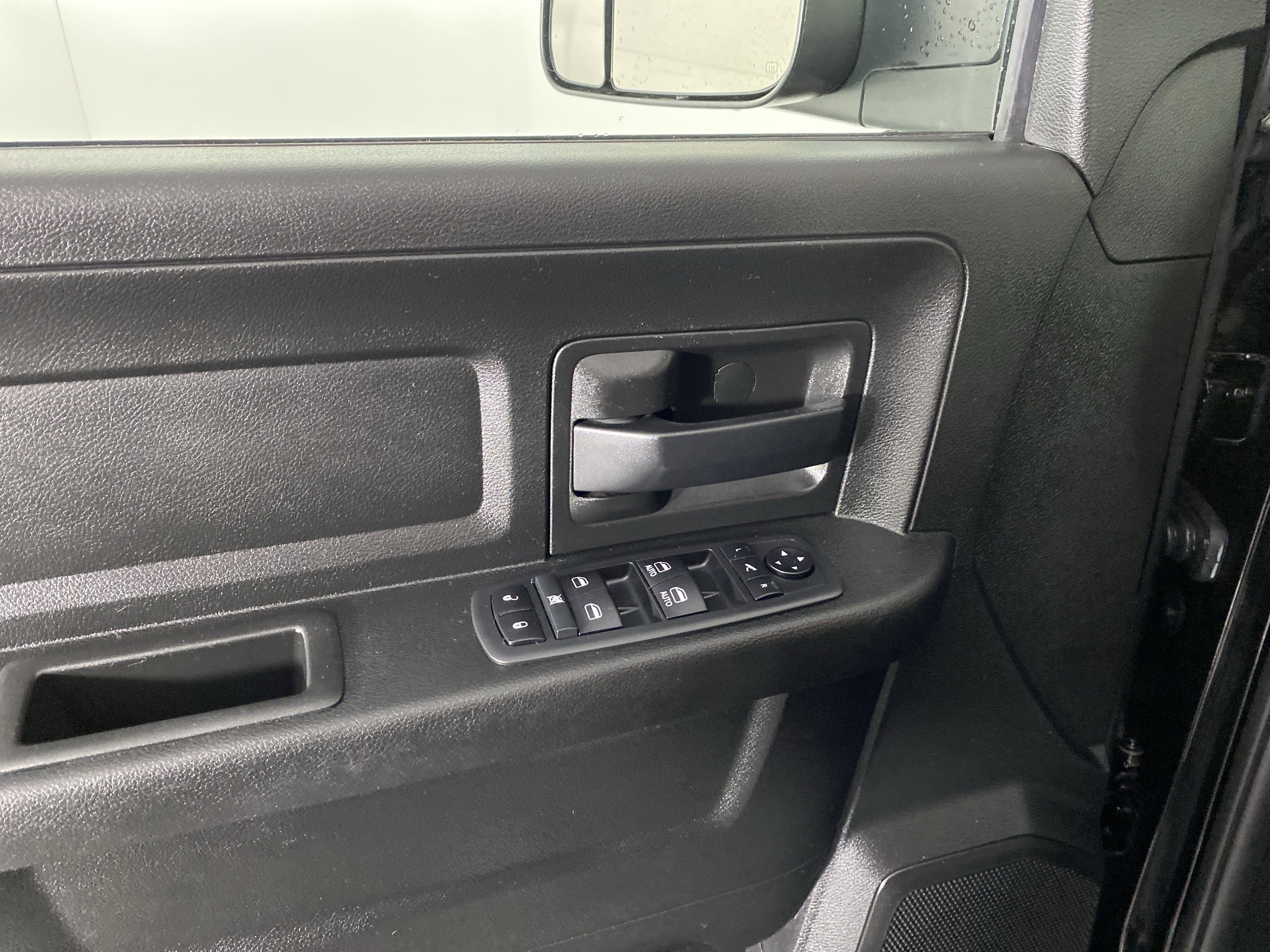 Used 2020 RAM 3500 Tradesman image 13