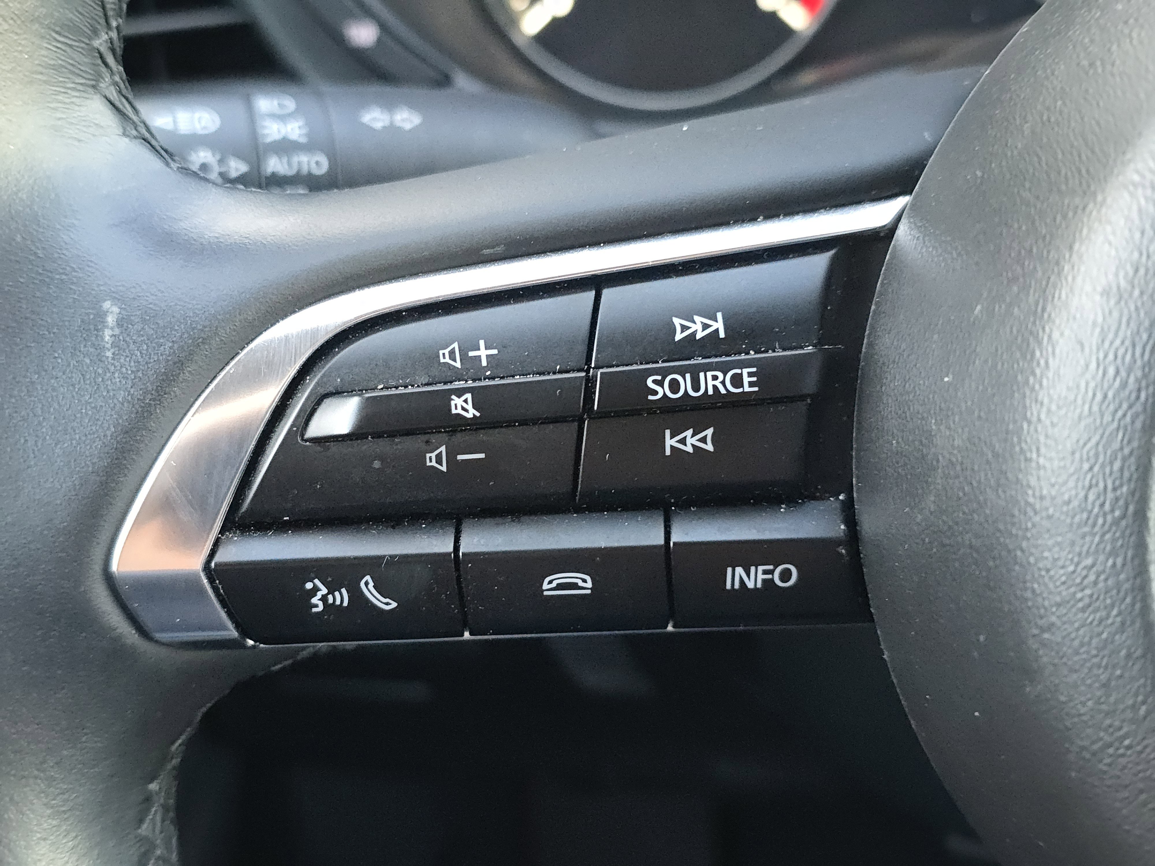 Used 2025 MAZDA CX-30 AWD 2.5 S w/ Preferred Package image 14