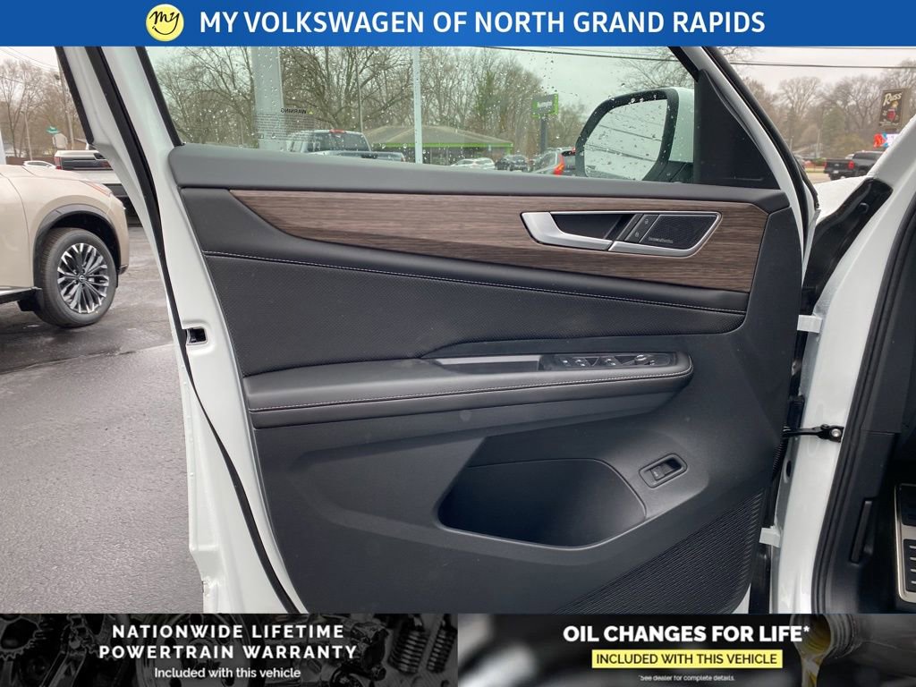 New 2026 Volkswagen Atlas SEL Premium R-Line image 6