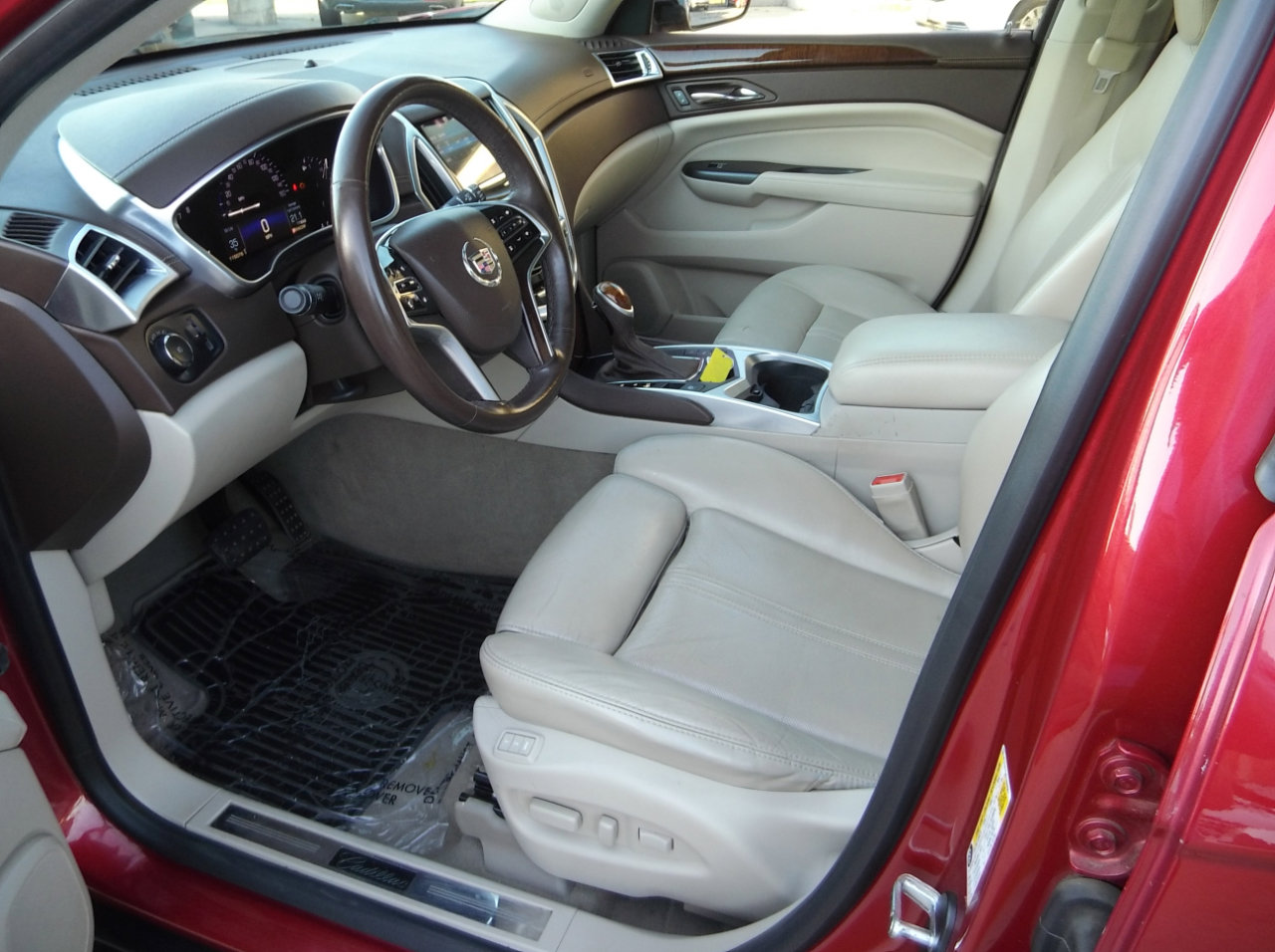 Used 2015 Cadillac SRX Performance w/ Driver Awareness Package FWD image 2