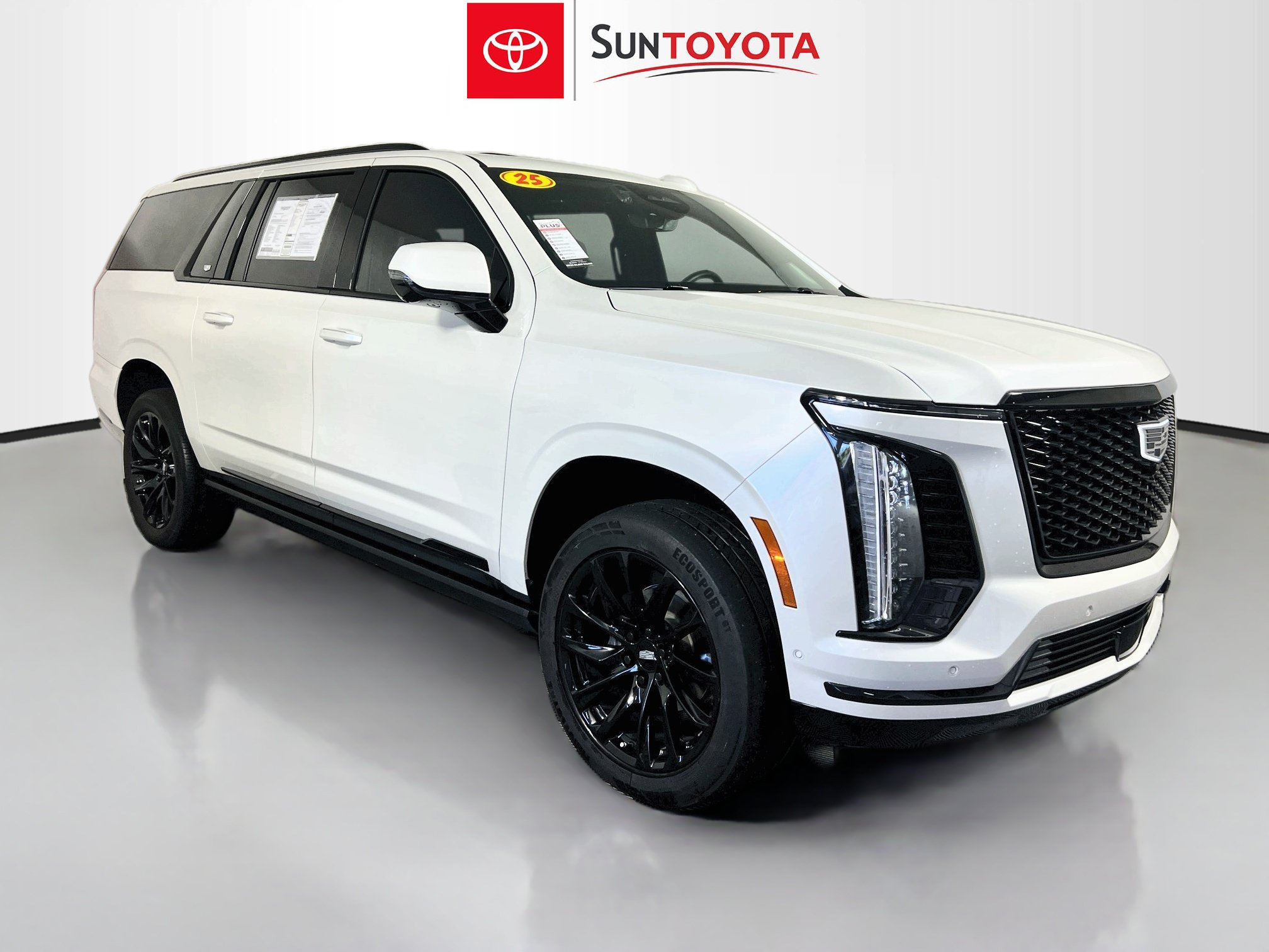 Used 2025 Cadillac Escalade ESV Sport Platinum AWD/4WD image 1