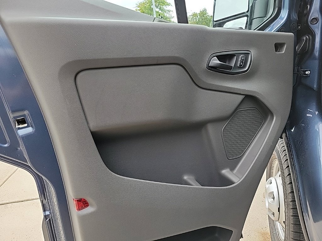Used 2025 Ford Transit 150 Low Roof AWD image 25
