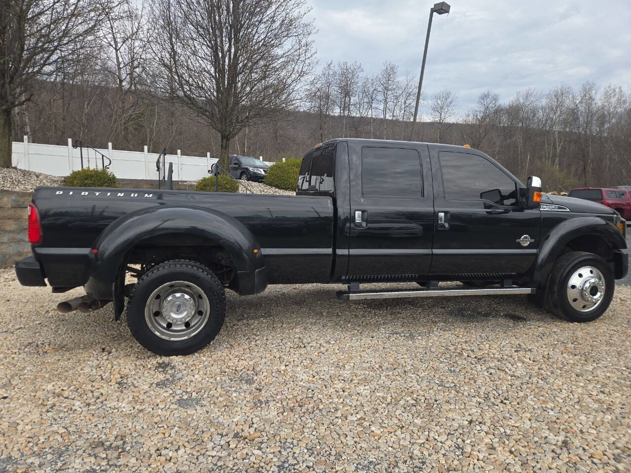 Used 2015 Ford F450 Platinum w/ Platinum Package AWD/4WD image 8