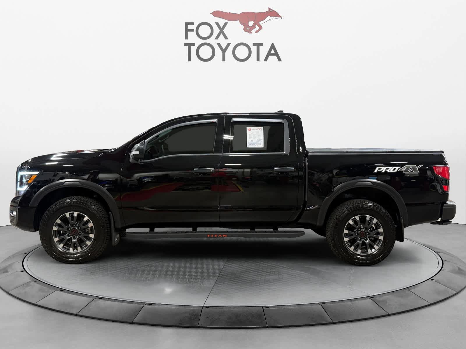 Used 2024 Nissan Titan PRO-4X w/ Pro-4x Convenience Package AWD/4WD image 3