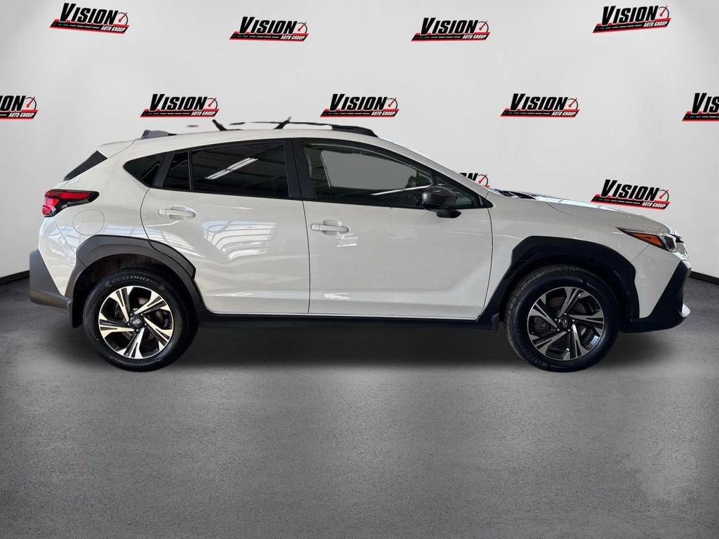 Used 2024 Subaru Crosstrek 2.0i Premium image 4