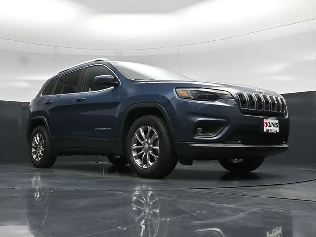 Used 2020 Jeep Cherokee Latitude Plus w/ Cold Weather Group AWD/4WD image 56