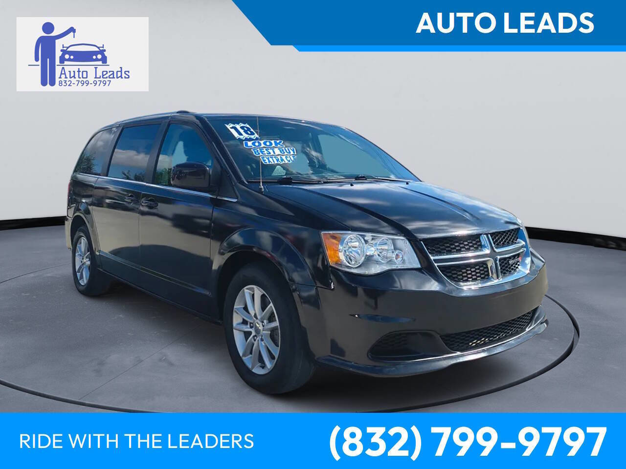 Used 2018 Dodge Grand Caravan SXT image 1