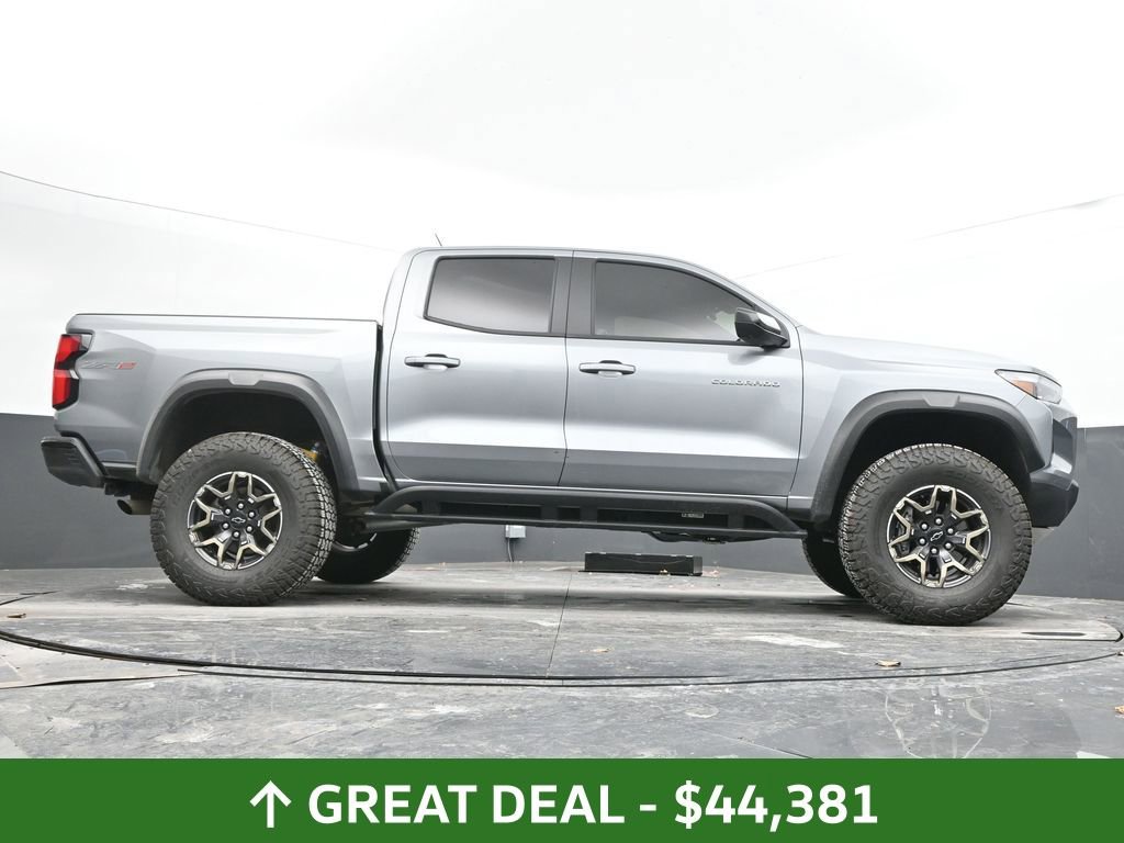 Used 2024 Chevrolet Colorado ZR2 w/ ZR2 Convenience Package III image 53