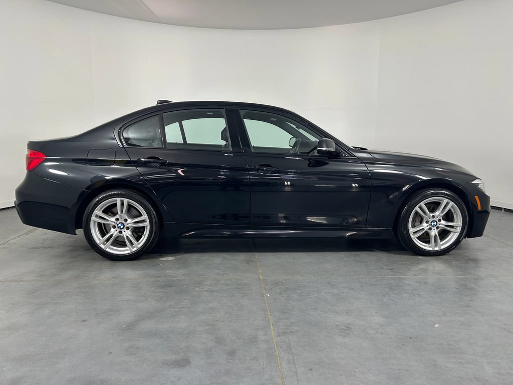 Used 2018 BMW 340i xDrive Sedan w/ Premium Package AWD/4WD image 8