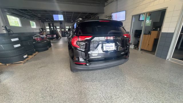 Certified 2021 GMC Terrain SLT w/ LPO, Dark Accent Package AWD/4WD image 6