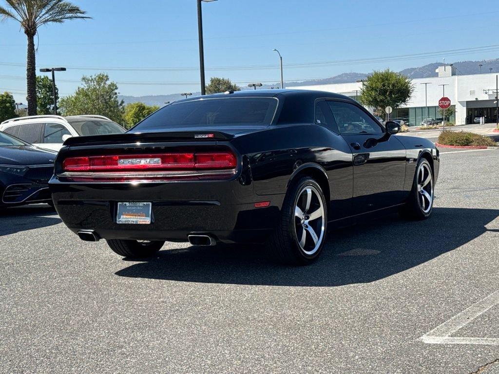 Used 2012 Dodge Challenger SRT8 RWD image 7