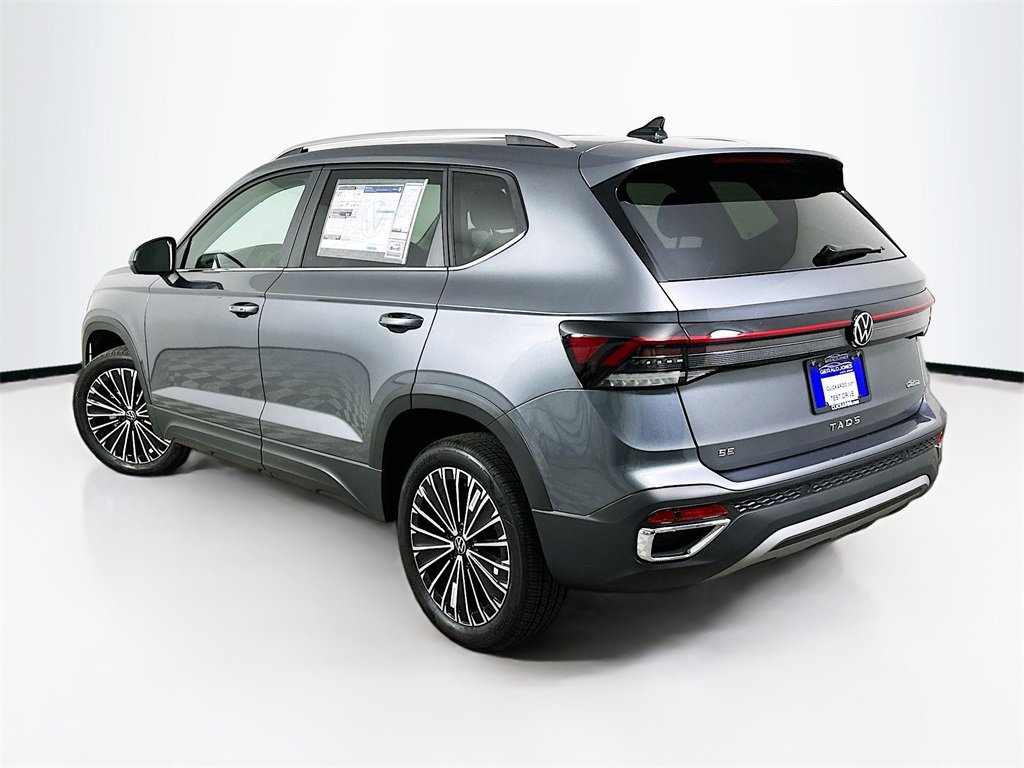 New 2025 Volkswagen Taos SE image 6