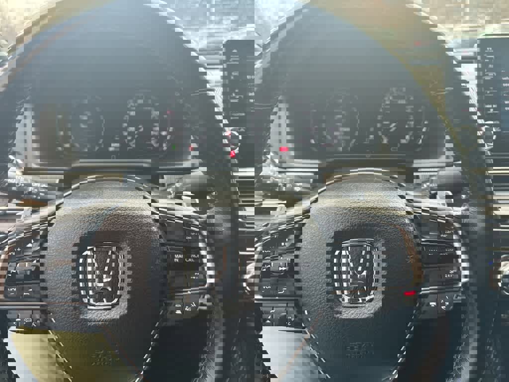 Used 2020 Honda Accord Sport image 3