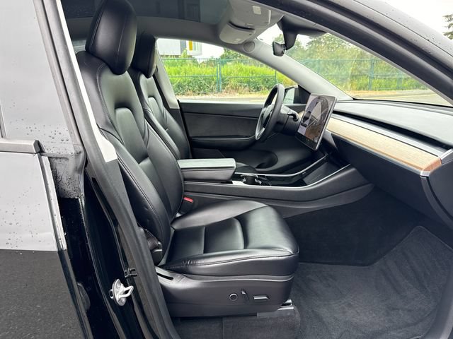 Used 2021 Tesla Model Y Long Range AWD/4WD image 10