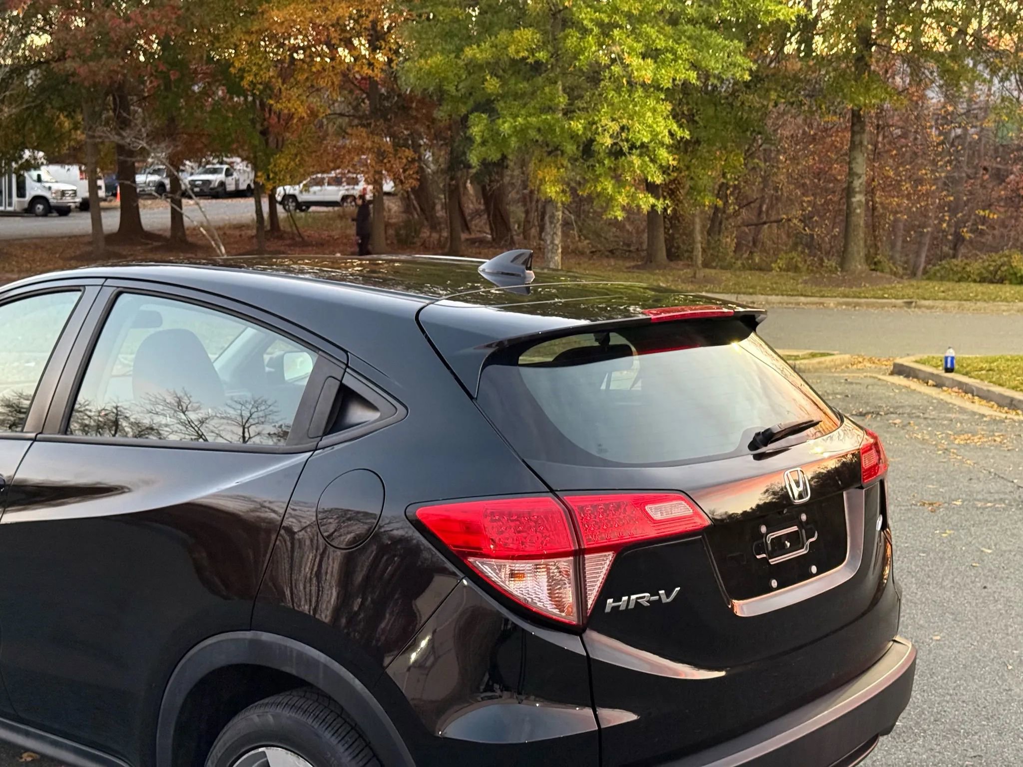 Used 2017 Honda HR-V LX image 5