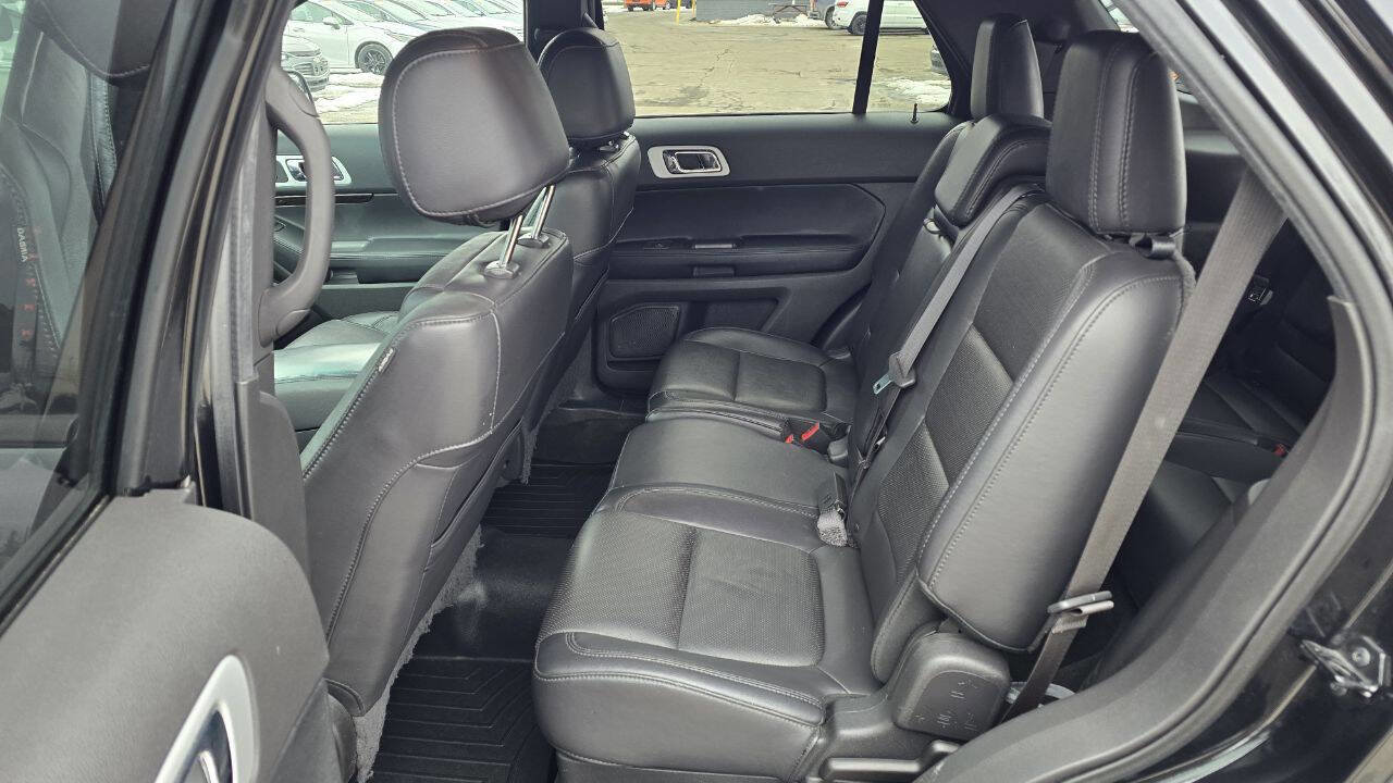Used 2015 Ford Explorer Limited w/ Equipment Group 301A image 14
