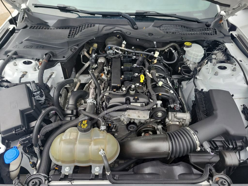 Used 2022 Ford Mustang Premium RWD image 31