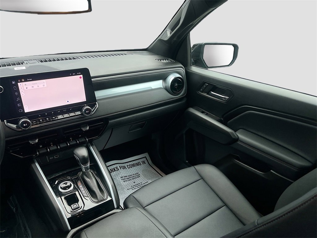 Used 2024 Chevrolet Colorado LT w/ LT Convenience Package III image 25