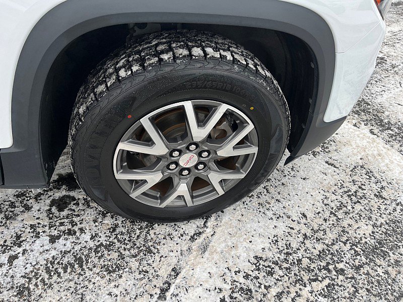 Used 2020 GMC Acadia SLE w/ Driver Convenience Package image 12