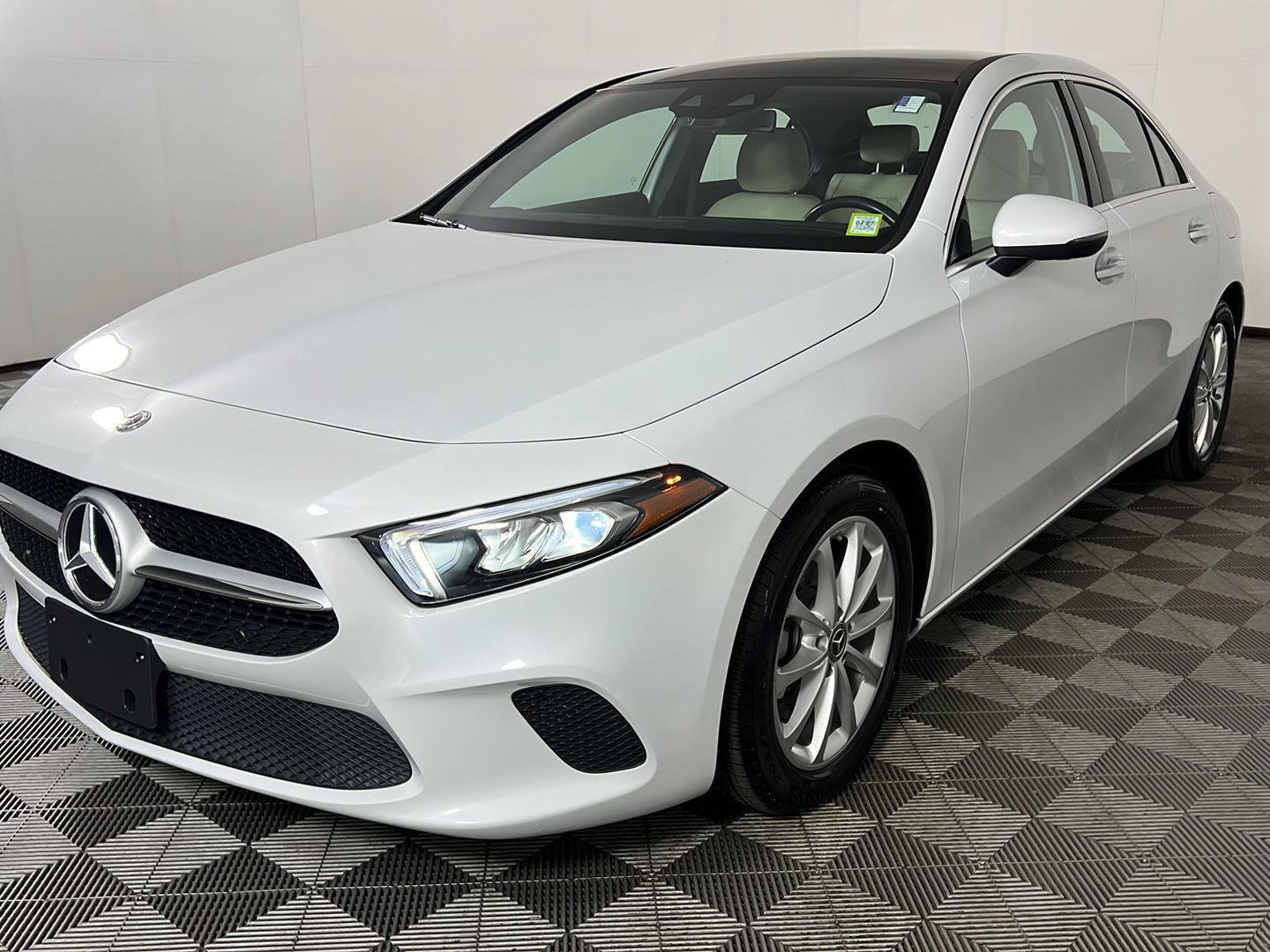 Used 2020 Mercedes-Benz A 220 4MATIC image 23
