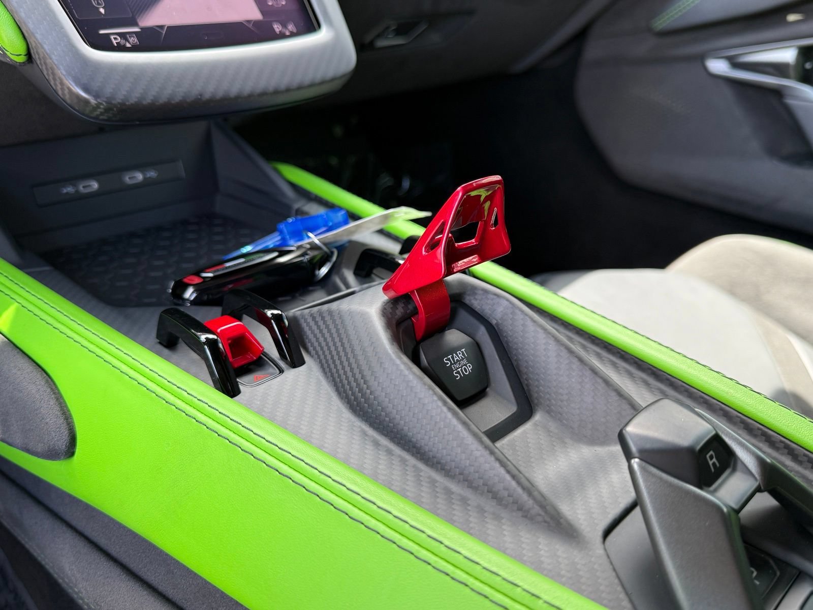 Used 2024 Lamborghini Revuelto AWD/4WD image 46
