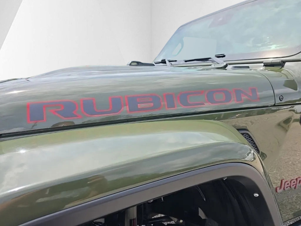 Used 2021 Jeep Gladiator Rubicon AWD/4WD image 10