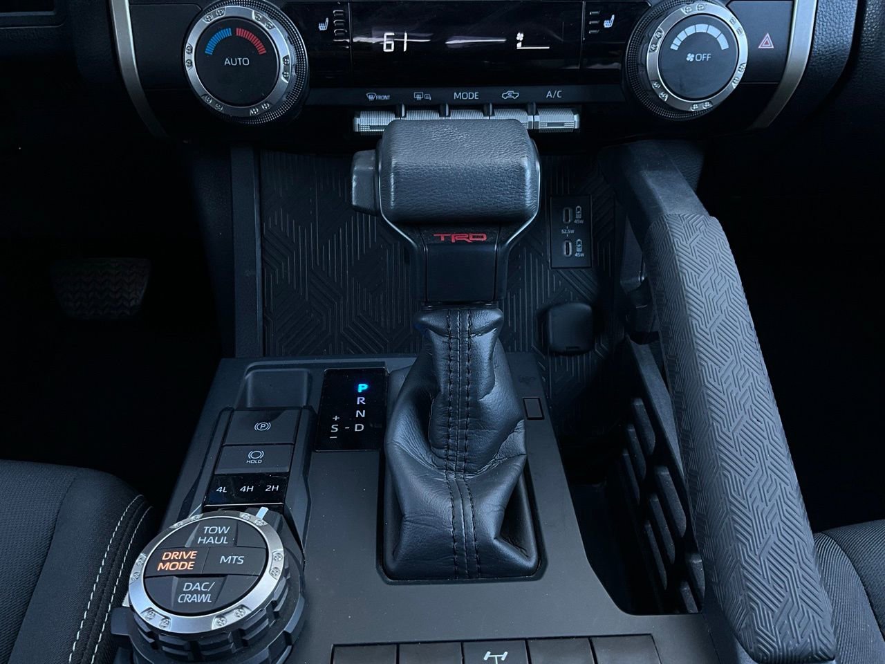 Used 2025 Toyota Tacoma TRD Off-Road image 23