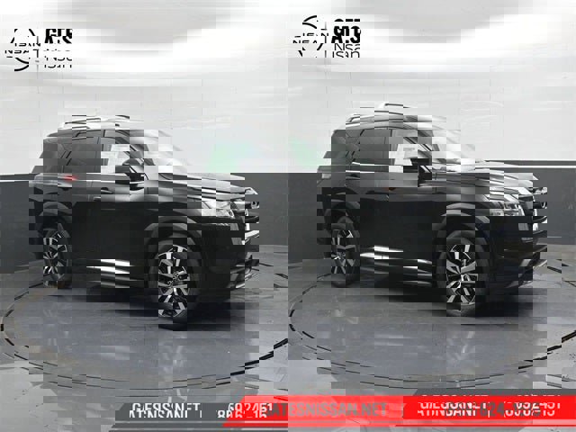 New 2025 Nissan Pathfinder Platinum