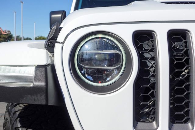 Used 2021 Jeep Gladiator Mojave video 3