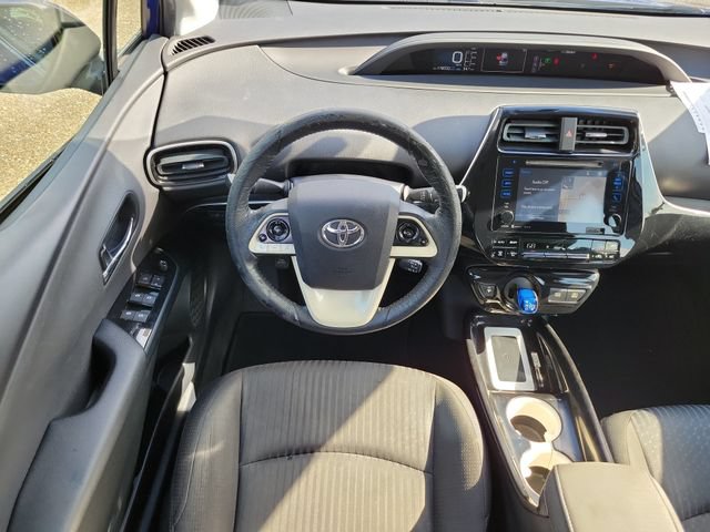 Used 2016 Toyota Prius Three FWD image 18
