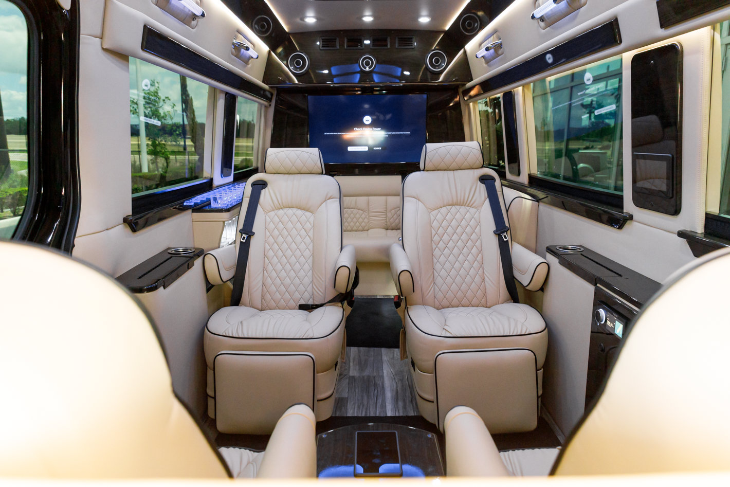 Used 2023 Mercedes-Benz Sprinter 3500 w/ Parking Package image 19