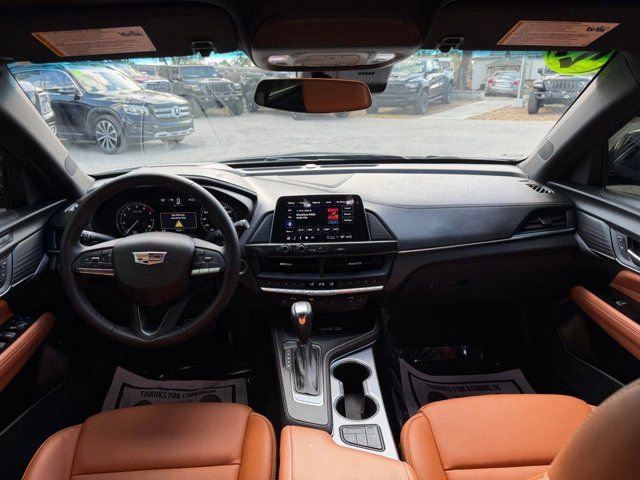Used 2025 Cadillac CT4 Premium Luxury RWD image 32