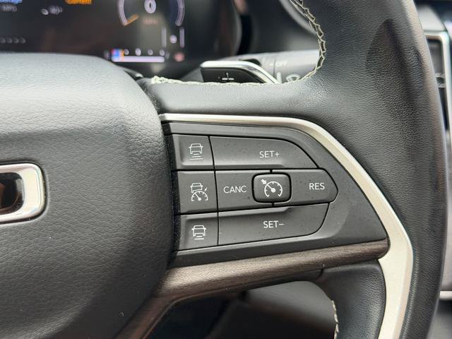 Used 2021 Jeep Grand Cherokee L Limited AWD/4WD image 18