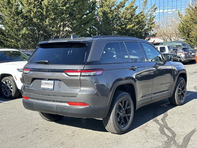 New 2026 Jeep Grand Cherokee Altitude AWD/4WD image 2
