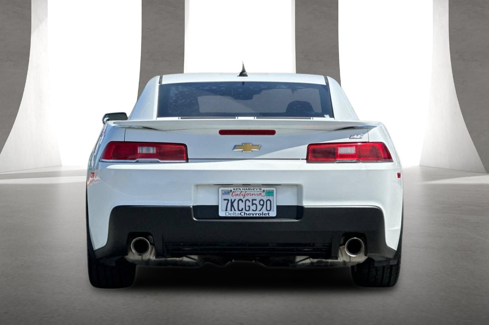 Used 2015 Chevrolet Camaro SS w/ Black Rally Stripe Package RWD image 9