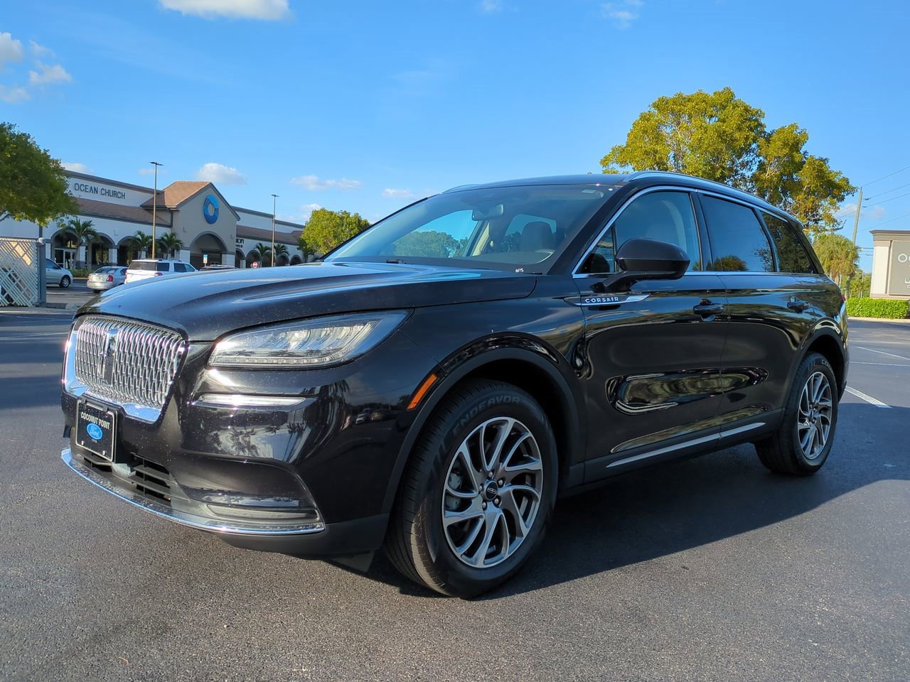 Used 2021 Lincoln Corsair AWD w/ Equipment Group 101A image 8