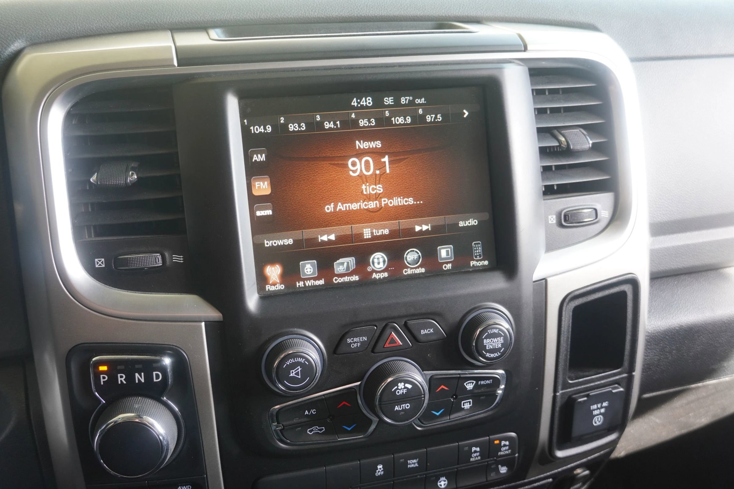 Used 2017 RAM 1500 Big Horn AWD/4WD image 13