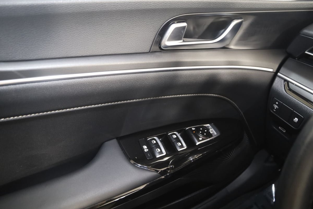 Used 2025 Kia K5 GT-Line AWD/4WD image 27