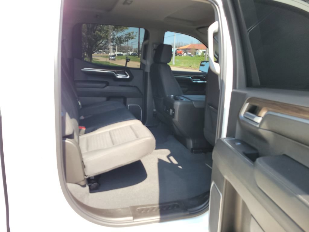 Used 2023 Chevrolet Silverado 1500 RST w/ Protection Package AWD/4WD image 45