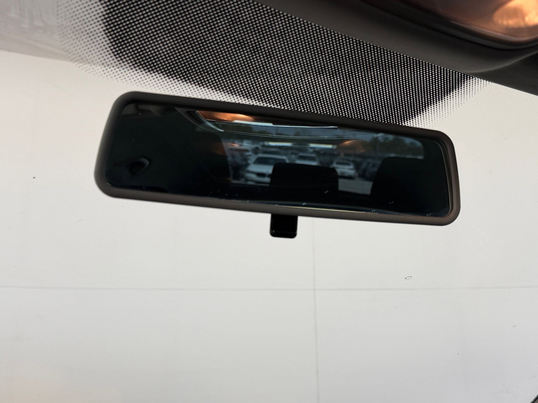 Used 2014 Volkswagen Tiguan S image 18