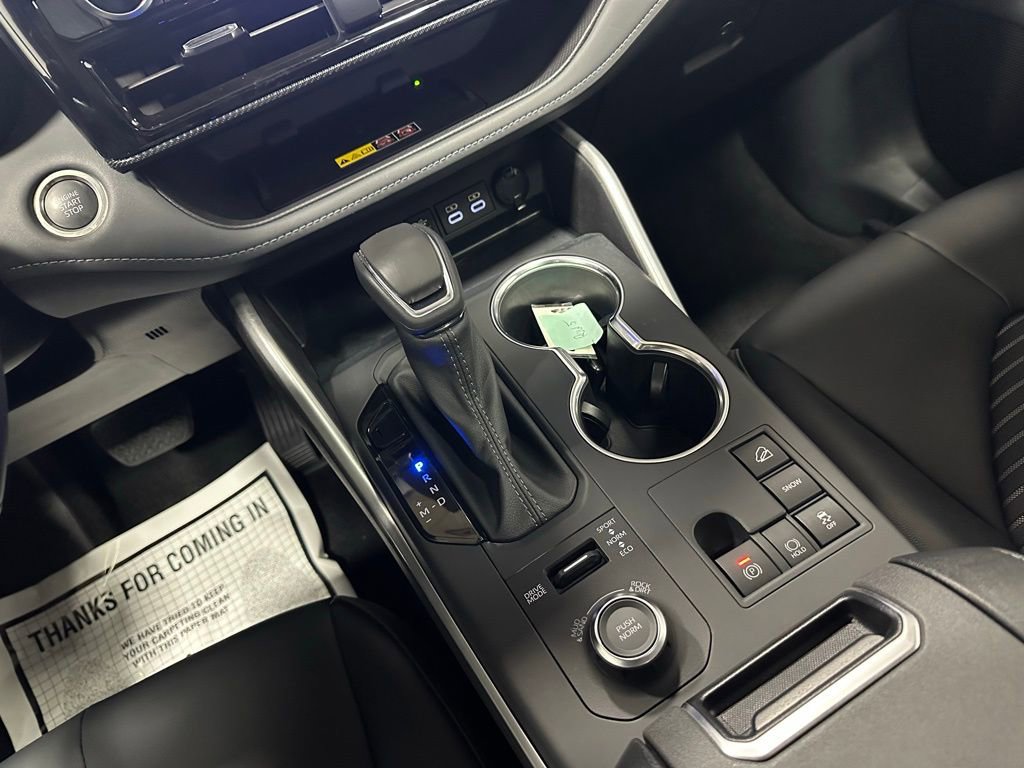 Used 2025 Toyota Highlander XSE image 40
