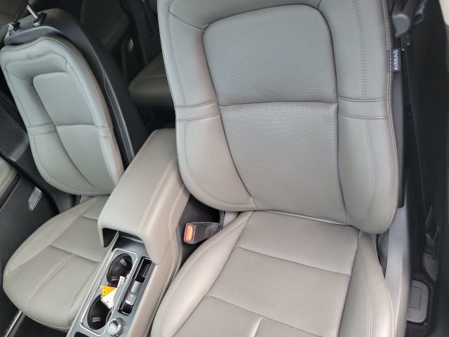 Certified 2024 Lincoln Corsair AWD w/ Equipment Group 101A image 32