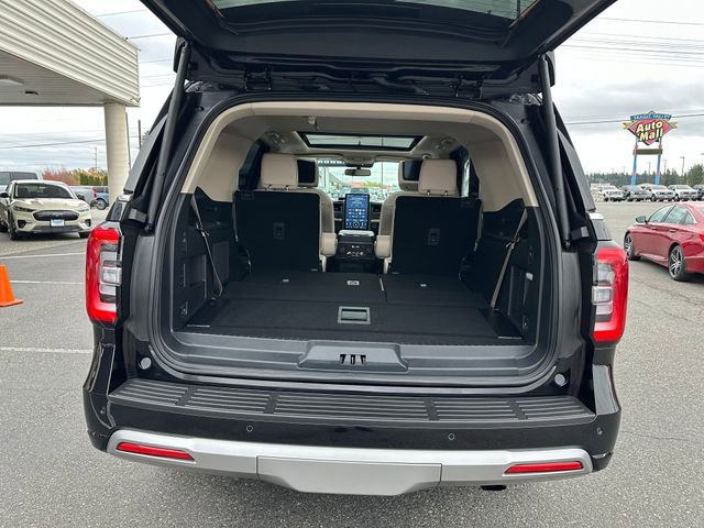Used 2024 Ford Expedition Platinum image 25
