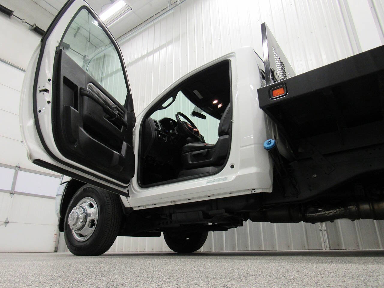 Used 2022 RAM 3500 Tradesman image 22