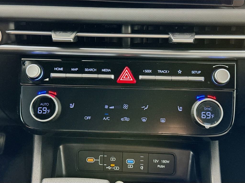 Certified 2025 Hyundai Santa Cruz SEL image 15