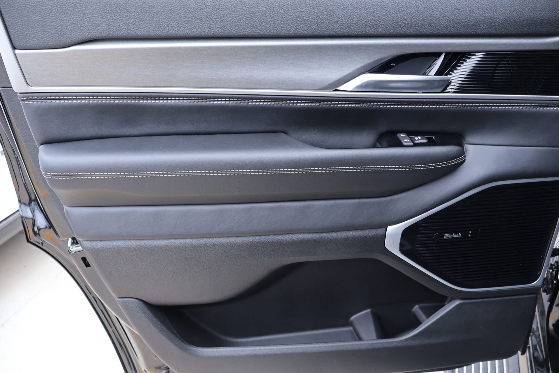 New 2026 Jeep Grand Wagoneer Limited AWD/4WD image 20