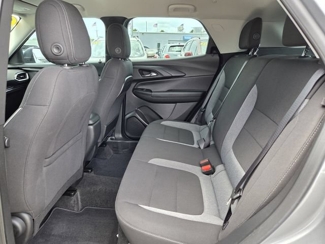Used 2023 Chevrolet TrailBlazer LS AWD/4WD image 15