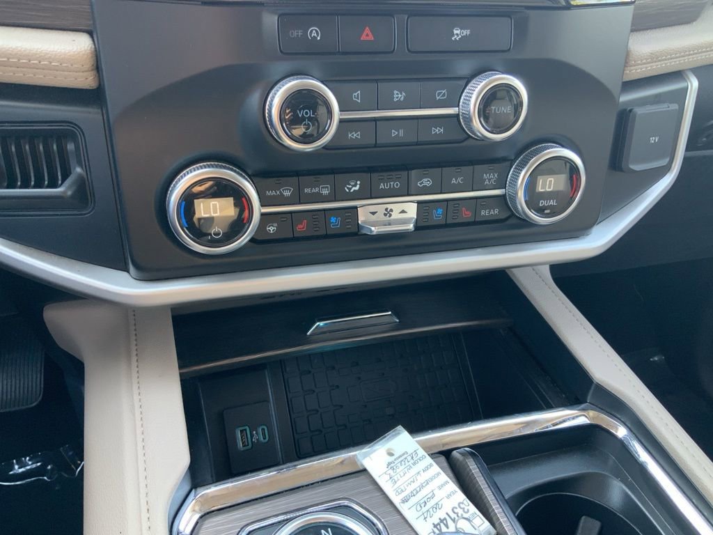 Used 2024 Ford Expedition Max Limited image 25