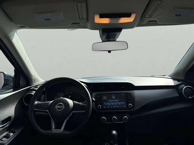 Used 2023 Nissan Kicks SV FWD image 11