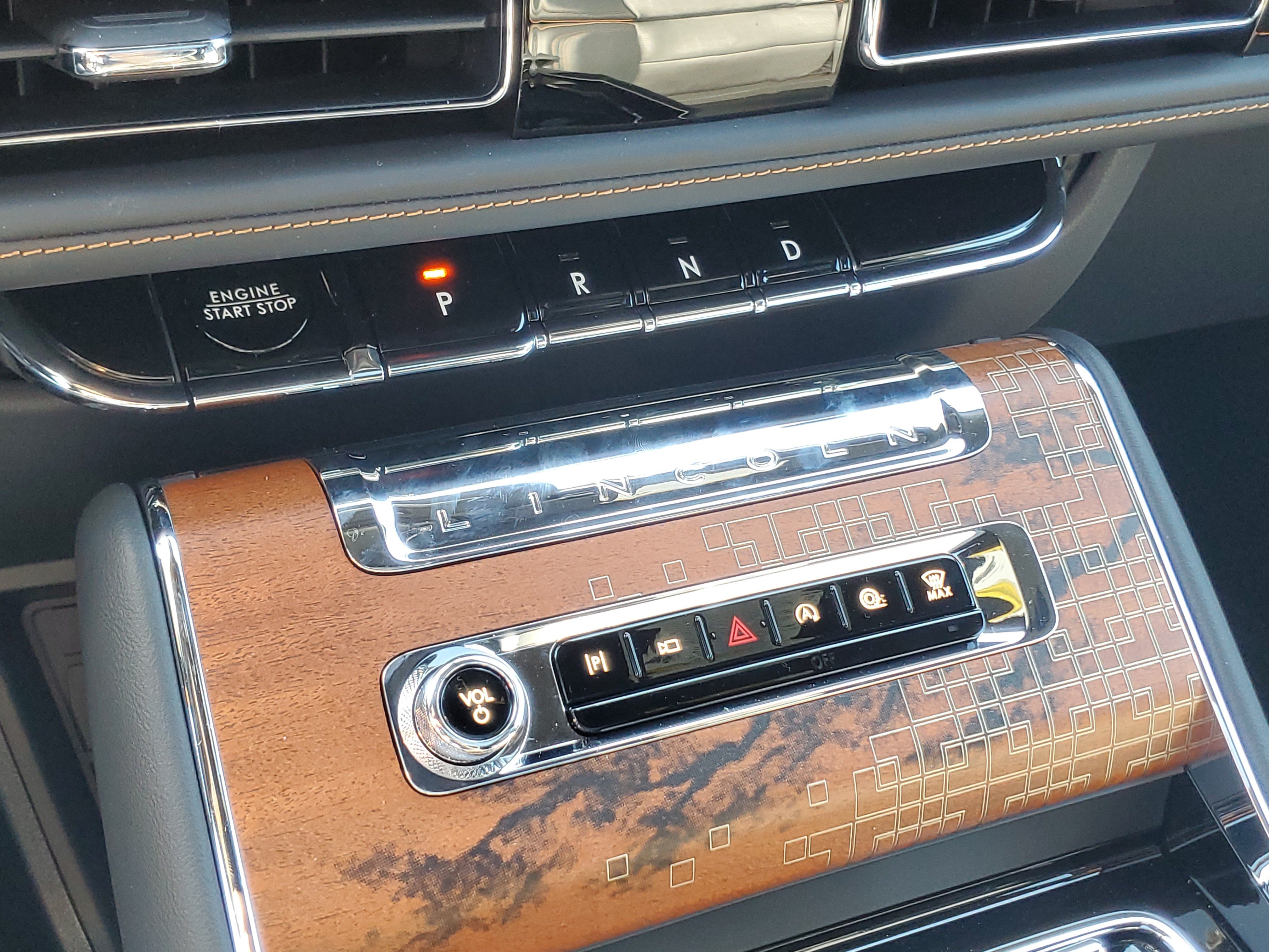New 2026 Lincoln Aviator Black Label AWD/4WD image 21